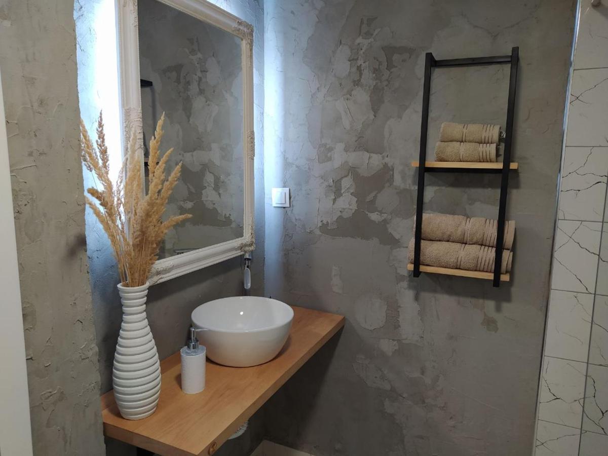 Elyon Apartment 1 โอครีด ภายนอก รูปภาพ