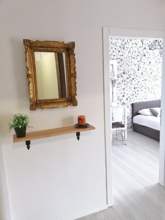 Elyon Apartment 1 โอครีด ภายนอก รูปภาพ